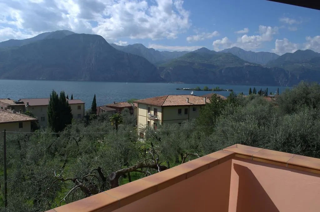 Residence Gardablu Brenzone sul Garda Italia